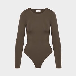 Aritzia long sleeve bodysuit brown